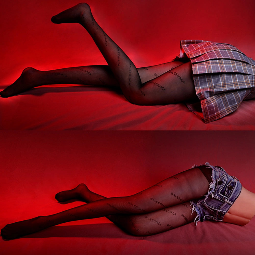 Elise - 45.2 lbs Ultra Realistic Lower Torso Sex Doll with Sexy Legs & Feet